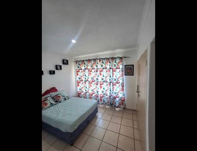 3 BEDROOM TOWNHOUSE FOR SALE IN FLAMWOOD